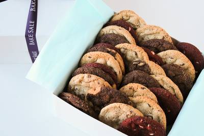 Large Chocolate Lovers Gift Box (36 Cookies)